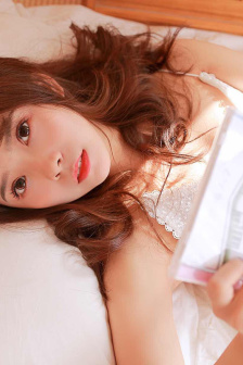放学被几个人拉到没人的